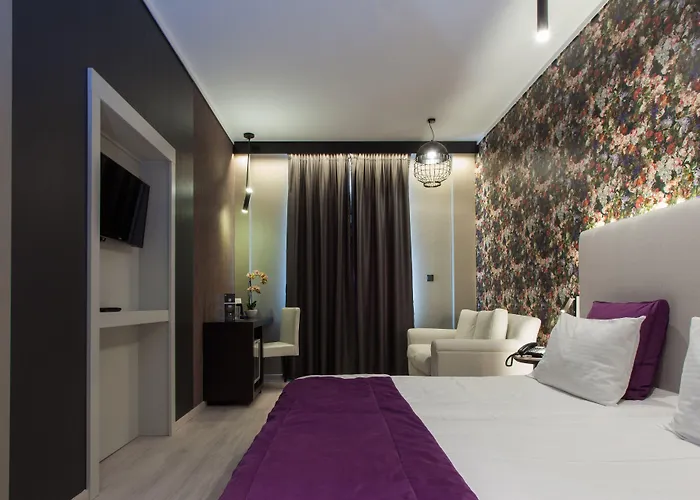 Egnatia Palace & 4*
